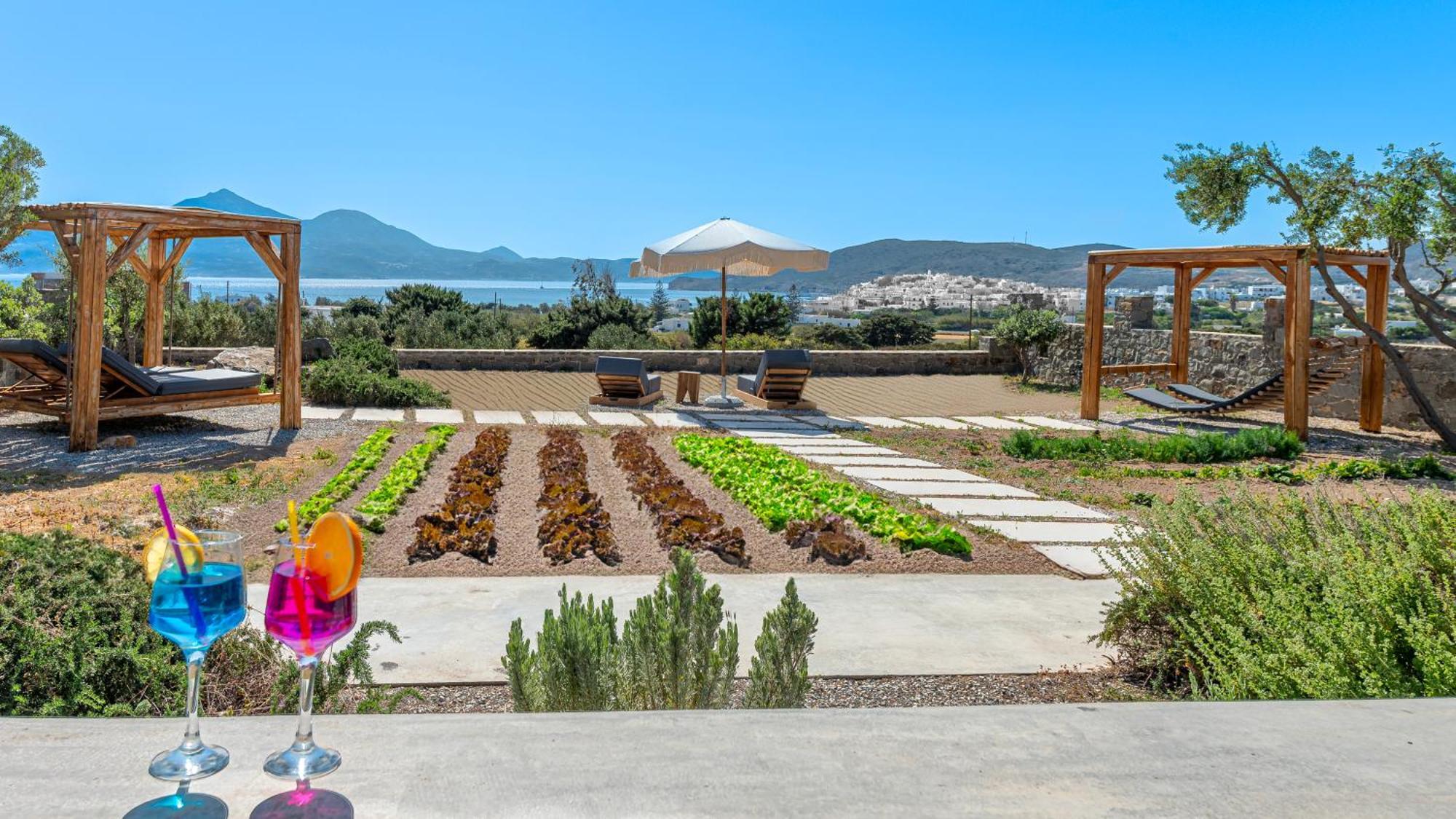 Aelia Suites Adamantas  Bagian luar foto
