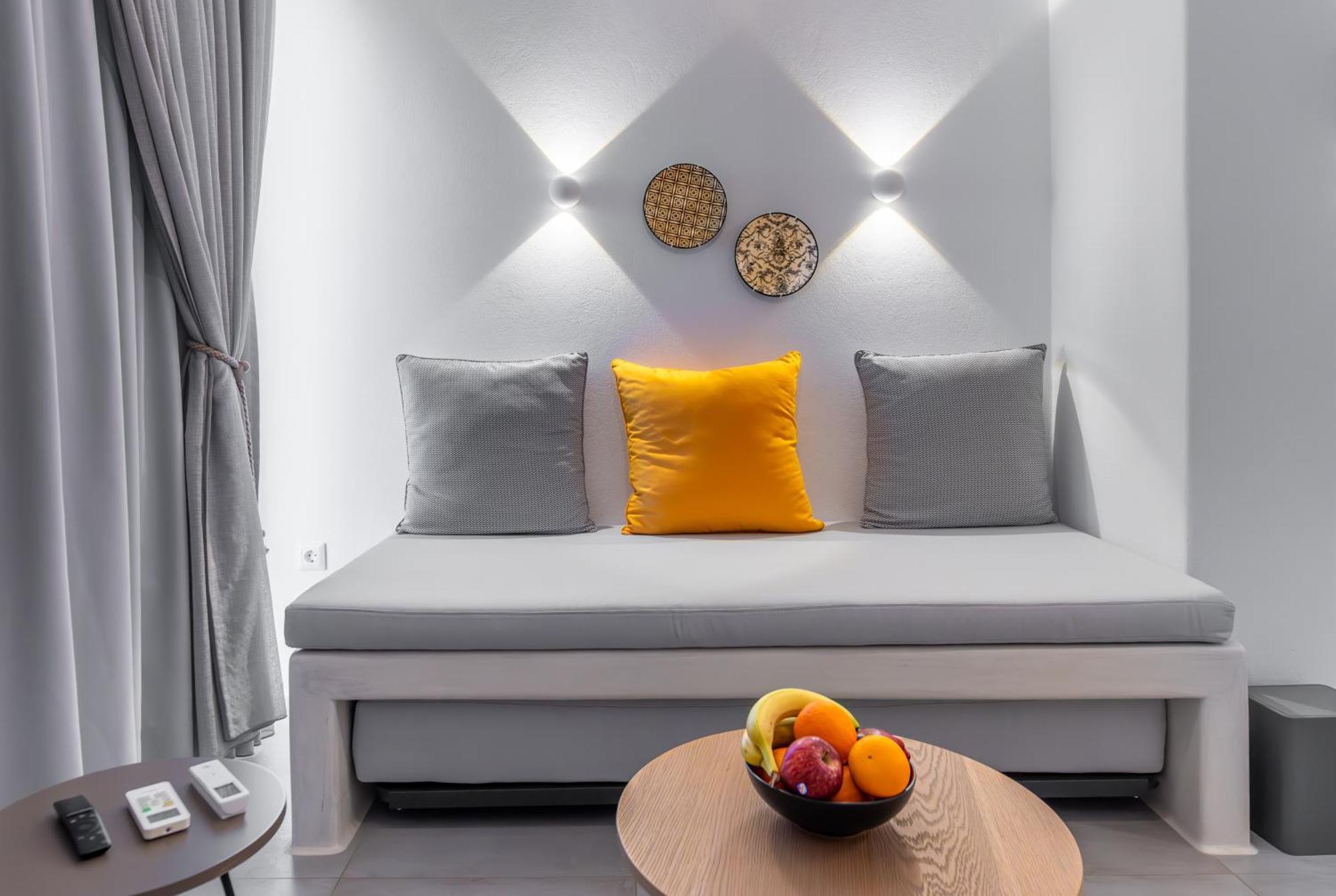 Aelia Suites Adamantas  Bagian luar foto