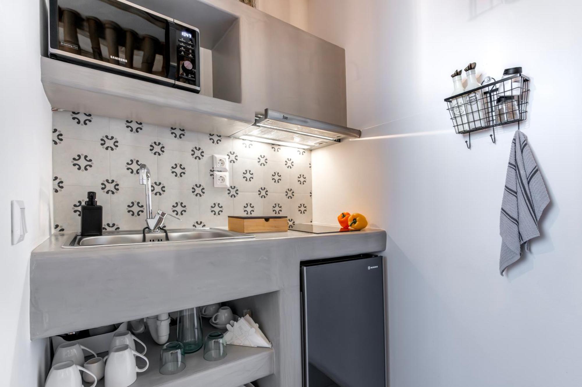 Aelia Suites Adamantas  Bagian luar foto