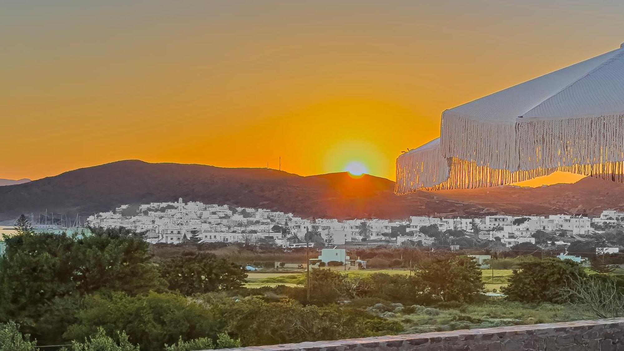 Aelia Suites Adamantas  Bagian luar foto